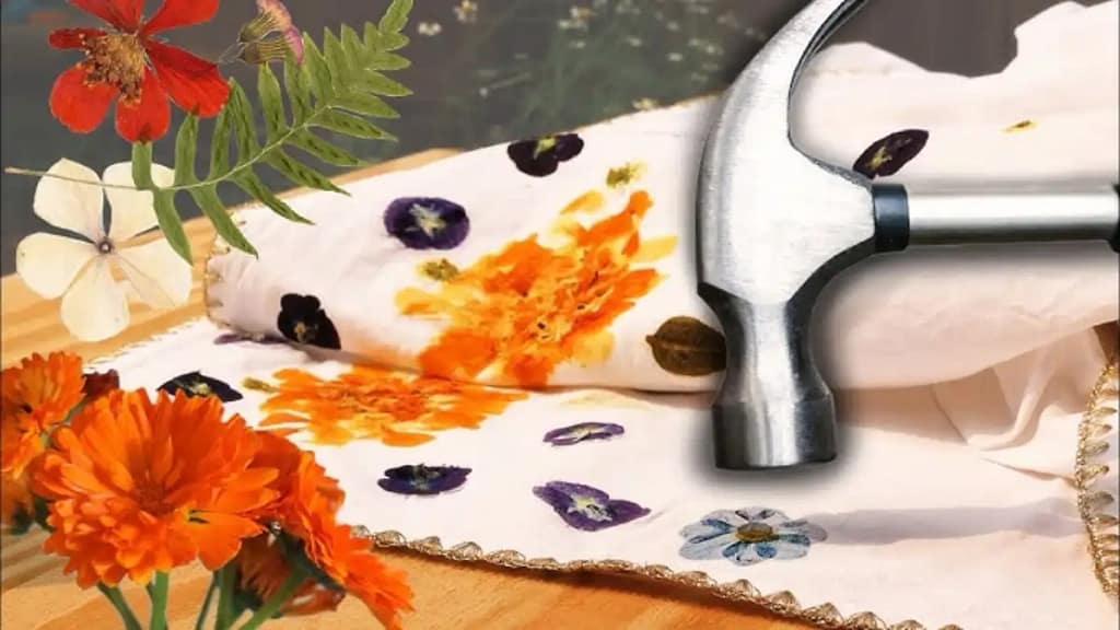 Estampa Botânica em tecidos usando martelo. Blog Conversa Pronta.