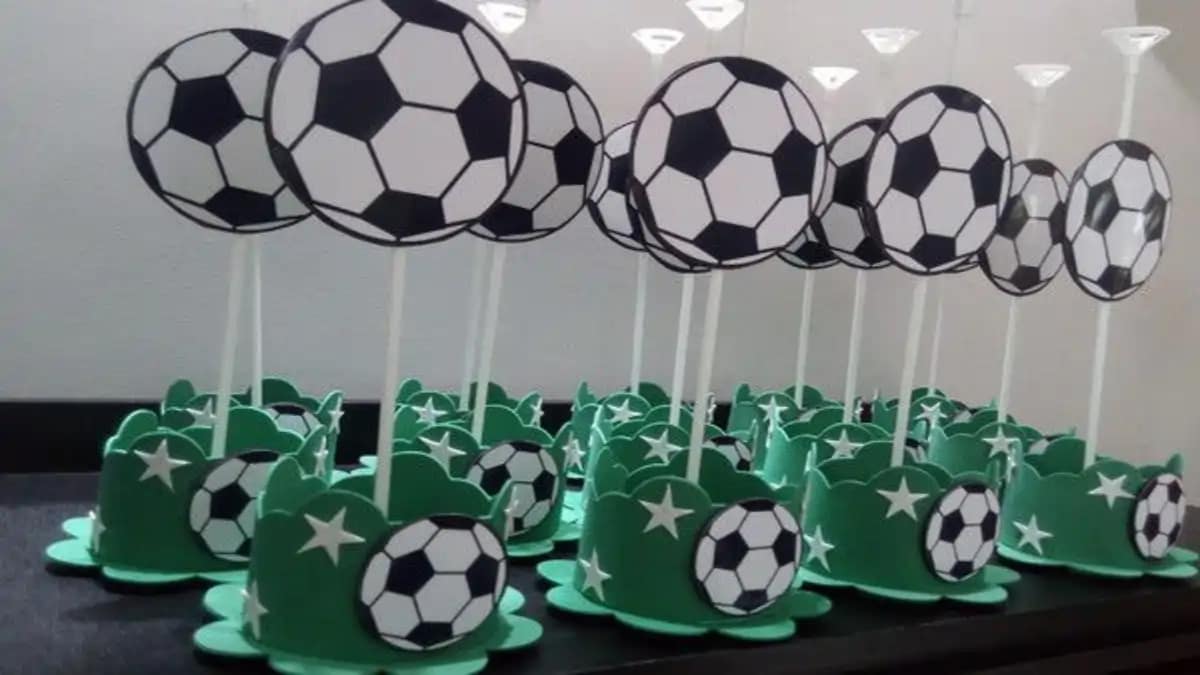 Centros de mesa criativos festa de adultos no Blog Dica Pronta